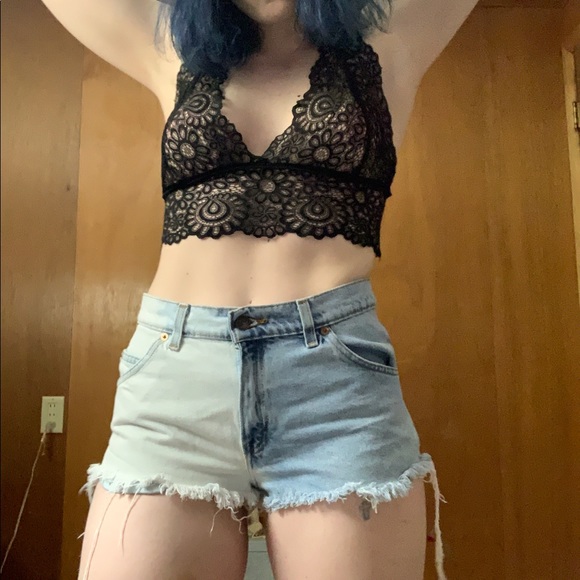 Cheeky Levi split dye bleached denim cutoff short - Picture 2 of 2